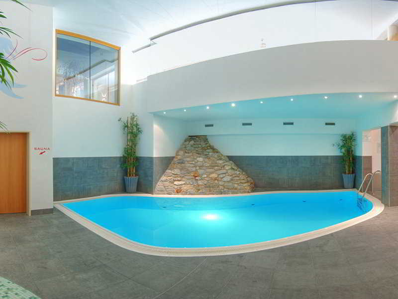 Hotel Badhaus ツェル アム ゼー エクステリア 写真